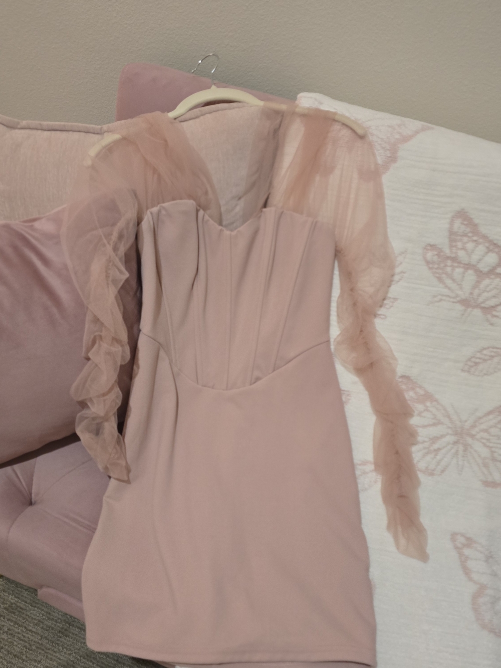 Blush Pink Puff-Sleeve Mini Dress